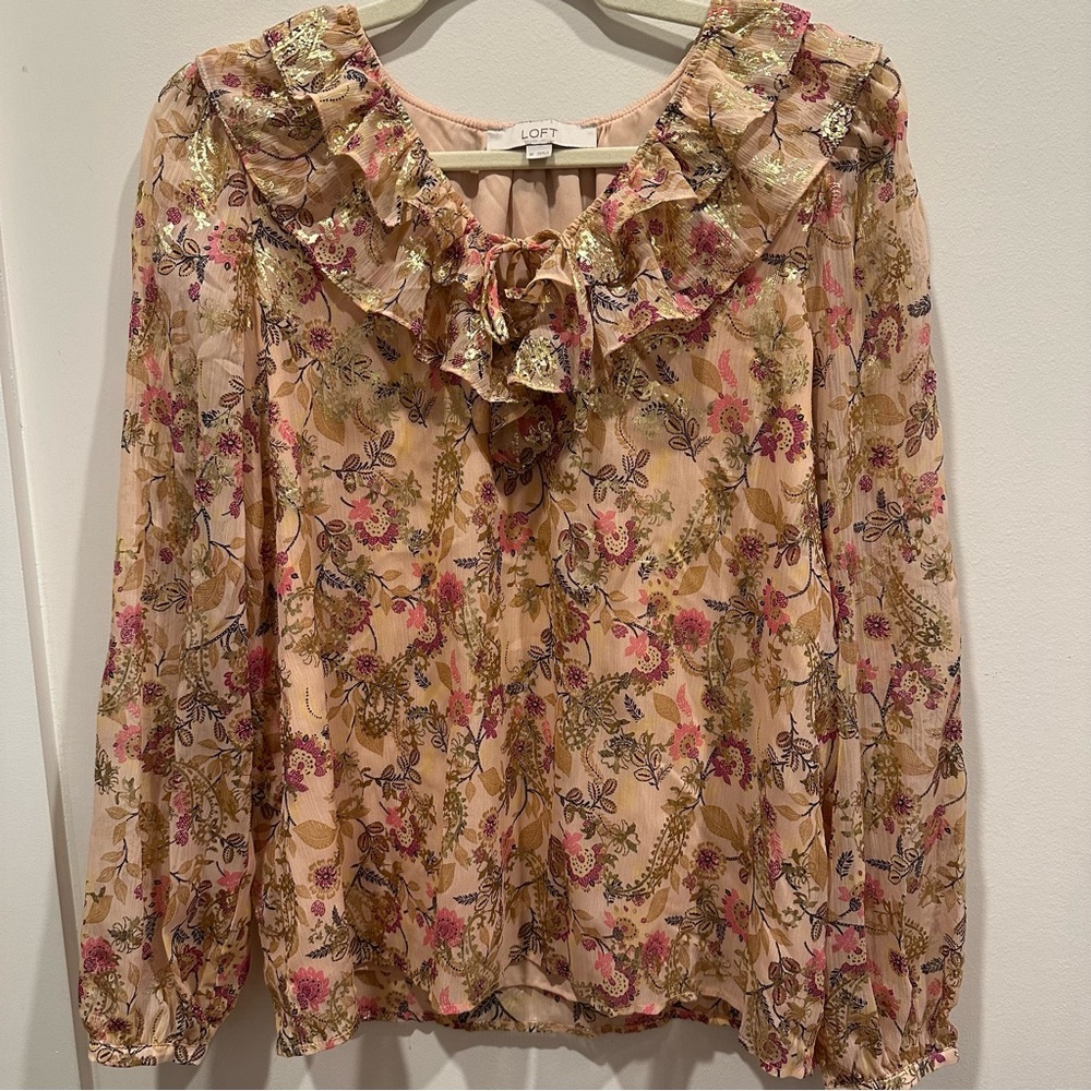 Loft Flowy Floral Top Medium